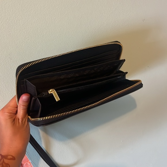 Steve Madden Clutch Purse - Picture 4 of 4